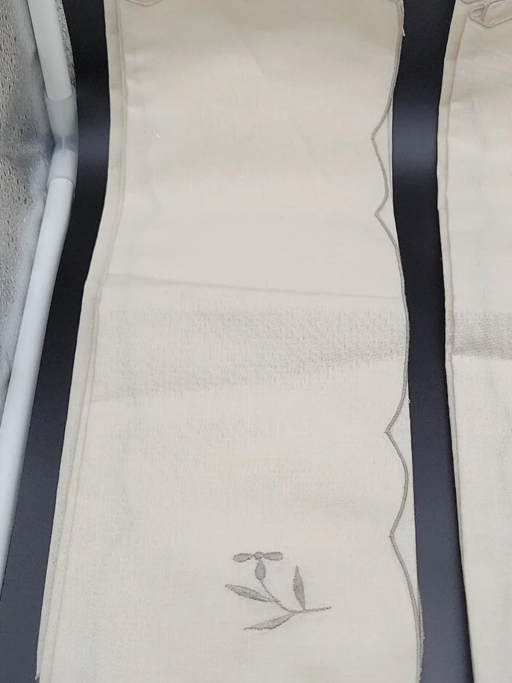 8 Piece Linen/ Cotton 8 Tea Towels And 8 Napkins. Embroidered, Dining Table VTG